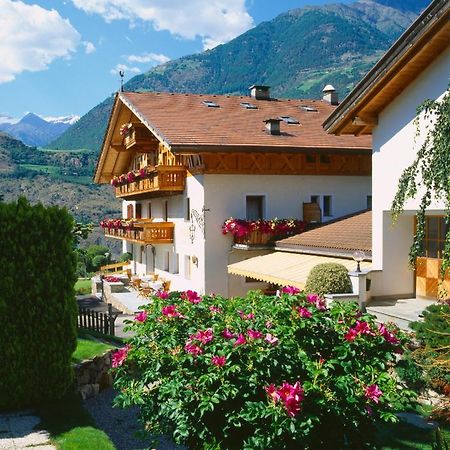 Gasthof Weisses Kreuz Naturns Esterno foto